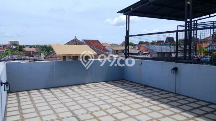 Unit Ruko Dijual di Banjarsari Solo Luas Bangunan 180m2 Unit Ruko Dijual di Banjarsari Solo Luas Bangunan 180m2