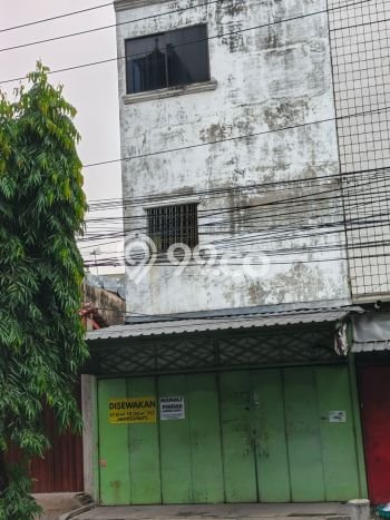 Unit Ruko Disewa Lokasi Banjarsari, Solo Spesifikasi Luas Bangunan 133m2 Unit Ruko Disewa Lokasi Banjarsari, Solo Spesifikasi Luas Bangunan 133m2