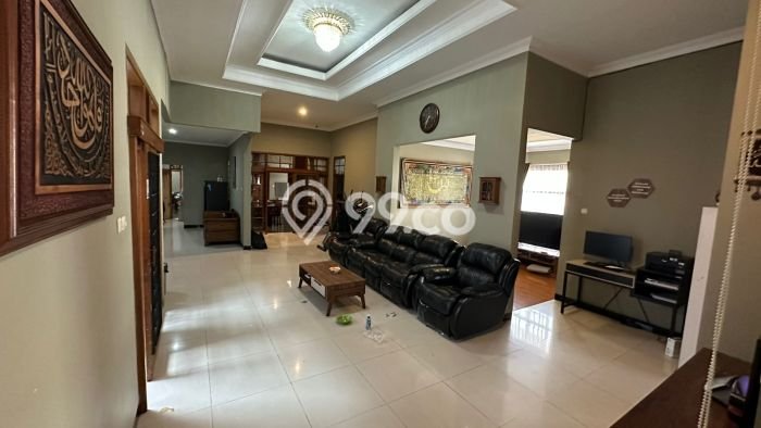 For Sale! Premium House LT 420m2 Desain Elegan di Gunung Batu For Sale! Premium House LT 420m2 Desain Elegan di Gunung Batu