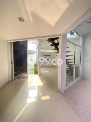 Jual Rumah Eksklusif 3 KT di Bintaro, Tangerang Selatan Jual Rumah Eksklusif 3 KT di Bintaro, Tangerang Selatan