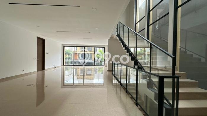 Dijual Rumah Mewah Megah Dengan View Cantik di BSD City, Tangerang Dijual Rumah Mewah Megah Dengan View Cantik di BSD City, Tangerang