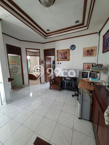 Hunian Eksklusif Siap Huni LT 182m2 di Cilandak, Jakarta Selatan Hunian Eksklusif Siap Huni LT 182m2 di Cilandak, Jakarta Selatan