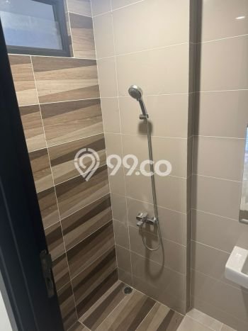 Rumah Modern 3 KT di Gading Serpong Tangerang Unfurnished Rumah Modern 3 KT di Gading Serpong Tangerang Unfurnished