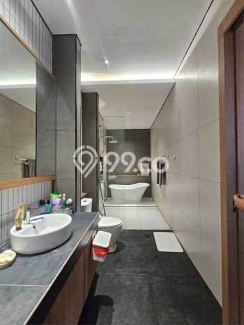 Jual Rumah Luas Megah Dengan View Cantik di Alam Sutera, Tangerang Jual Rumah Luas Megah Dengan View Cantik di Alam Sutera, Tangerang