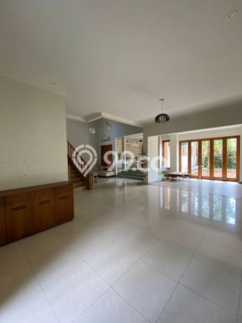 For Sale! Luxury House LT 480m2 Desain Elegan di Alam Sutera For Sale! Luxury House LT 480m2 Desain Elegan di Alam Sutera