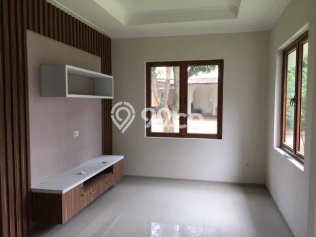 Rumah Luxury Modern Tanpa Renovasi di Cibubur Bogor Rumah Luxury Modern Tanpa Renovasi di Cibubur Bogor