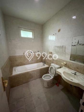 For Sale Hunian Rumah Terawat 4 KT di Cibubur, Bogor For Sale Hunian Rumah Terawat 4 KT di Cibubur, Bogor