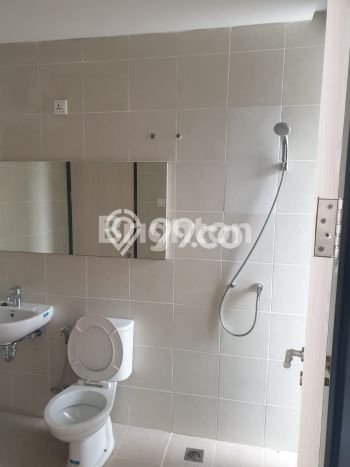 Jual Rumah Eksklusif 2 KT di Grand Wisata, Bekasi Jual Rumah Eksklusif 2 KT di Grand Wisata, Bekasi