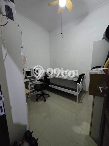 Rumah Strategis Minimalis Lb 105m2 di Kebon Jeruk, Jakarta Barat Rumah Strategis Minimalis Lb 105m2 di Kebon Jeruk, Jakarta Barat