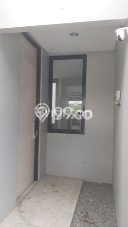 Jual Rumah Eksklusif 2 KT di Grand Wisata, Bekasi Jual Rumah Eksklusif 2 KT di Grand Wisata, Bekasi