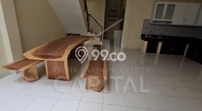 Rumah Cantik Siap Pakai Di Cimahi Utara Luas 330m2 Lokasi Strategis Rumah Cantik Siap Pakai Di Cimahi Utara Luas 330m2 Lokasi Strategis