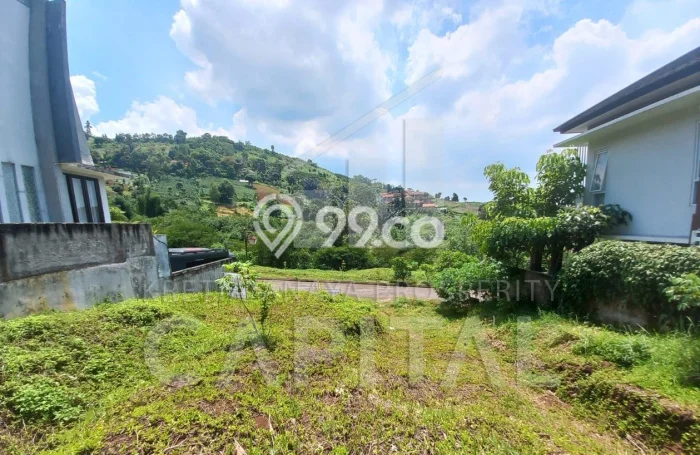 Tanah Dijual Lokasi Strategis di Bandung dengan Luas 466m2 Tanah Dijual Lokasi Strategis di Bandung dengan Luas 466m2