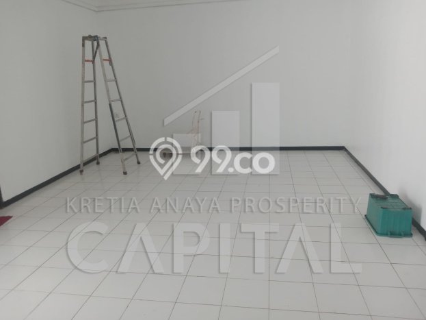 Disewakan! Rumah 4 Kamar Tidur &
2 Kamar Mandi di Bandung Kota, Bandung Disewakan! Rumah 4 Kamar Tidur &
2 Kamar Mandi di Bandung Kota, Bandung