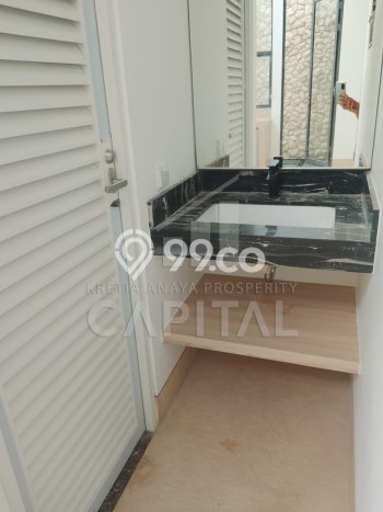 Dijual Rumah Mewah Elegan Dengan View Cantik di Setra Duta, Bandung Dijual Rumah Mewah Elegan Dengan View Cantik di Setra Duta, Bandung