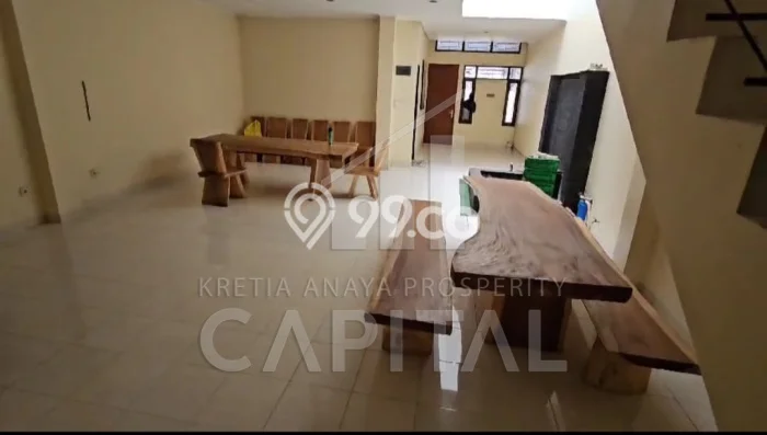 Rumah Cantik Siap Pakai Di Cimahi Utara Luas 330m2 Lokasi Strategis Rumah Cantik Siap Pakai Di Cimahi Utara Luas 330m2 Lokasi Strategis