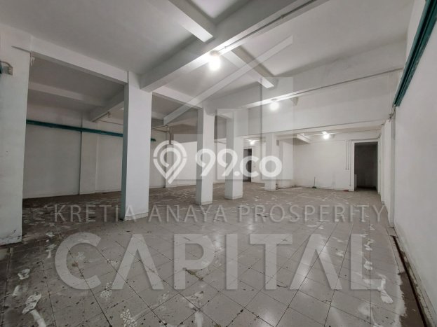 Ruko Disewa di Bandung dengan LB 650m2 Area Komersial Ramai Ruko Disewa di Bandung dengan LB 650m2 Area Komersial Ramai