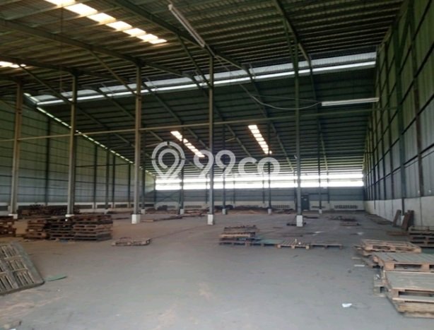 Unit Gudang Dijual di Karawang LT 27705m2 & LB 12573m2 Unit Gudang Dijual di Karawang LT 27705m2 & LB 12573m2