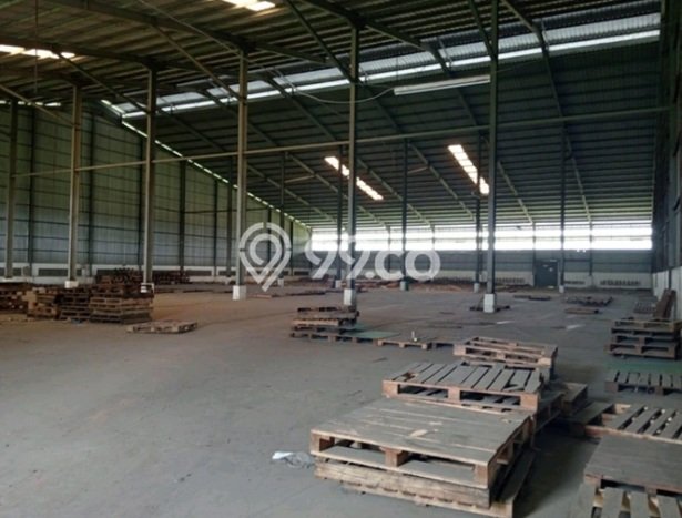 Unit Gudang Dijual di Karawang LT 27705m2 & LB 12573m2 Unit Gudang Dijual di Karawang LT 27705m2 & LB 12573m2