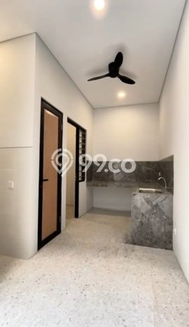 Dijual Cepat Rumah Favorit Siap Huni LB 160m2 di Rungkut, Surabaya Dijual Cepat Rumah Favorit Siap Huni LB 160m2 di Rungkut, Surabaya
