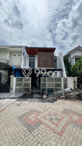 Dijual Hunian Mewah dengan Fasilitas Sekitar Lengkap di Mulyorejo, Surabaya Dijual Hunian Mewah dengan Fasilitas Sekitar Lengkap di Mulyorejo, Surabaya