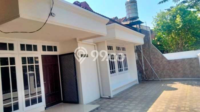 Rumah Bagus Siap Huni Di Rungkut Luas 225m2 Aman Rumah Bagus Siap Huni Di Rungkut Luas 225m2 Aman