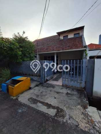 Rumah Eksklusif Dijual LT 330m2 di Tenggilis Mejoyo, Surabaya Rumah Eksklusif Dijual LT 330m2 di Tenggilis Mejoyo, Surabaya