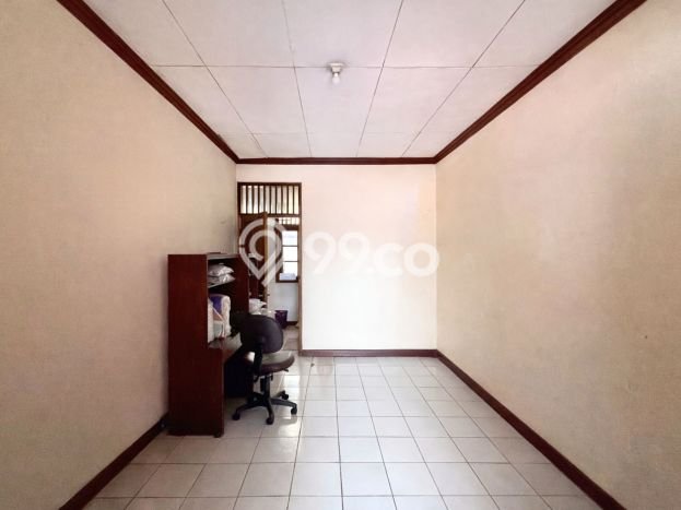 Hunian Mewah Siap Huni LT 120m2 di Tebet, Jakarta Selatan Hunian Mewah Siap Huni LT 120m2 di Tebet, Jakarta Selatan
