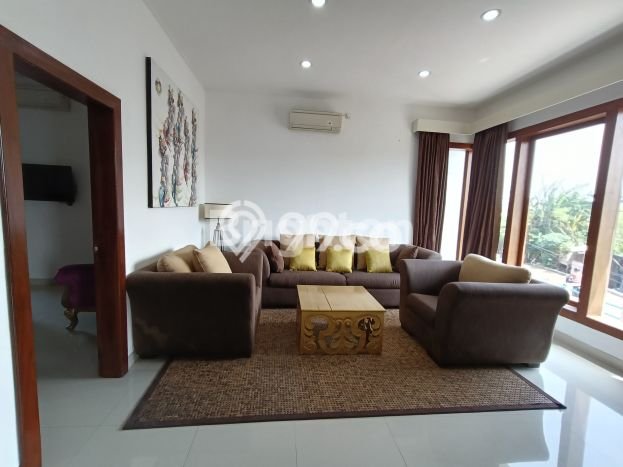 LOKASI PREMIUM! Vila Kawasan , Area 183m2m², Akses Mudah Fasilitas Umum LOKASI PREMIUM! Vila Kawasan , Area 183m2m², Akses Mudah Fasilitas Umum