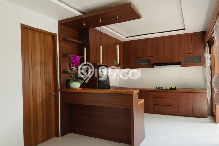 Vila Disewakan Kawasan Mengwi, Area 240m2m², Kawasan Asri Vila Disewakan Kawasan Mengwi, Area 240m2m², Kawasan Asri