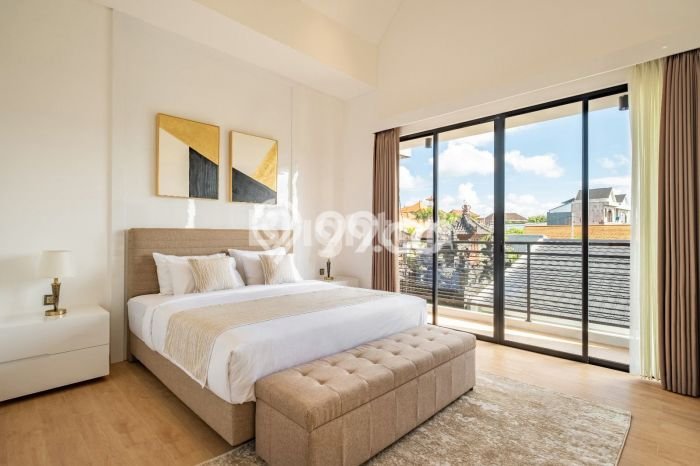 Tempat Strategis! Vila di , Luas 135m2m², Lingkungan Asri dan aman Tempat Strategis! Vila di , Luas 135m2m², Lingkungan Asri dan aman
