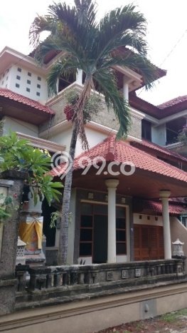 Lokasi strategis! Rumah siap pakai disewakan di Denpasar Barat LB 350m2 Lokasi strategis! Rumah siap pakai disewakan di Denpasar Barat LB 350m2