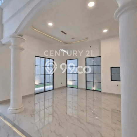 Ready to Use! Luxury House LT 313m2 Desain Elegan di Tomang Ready to Use! Luxury House LT 313m2 Desain Elegan di Tomang