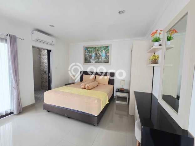 Disewakan! Rumah 3 Kamar Tidur &
4 Kamar Mandi di Umalas, Badung Disewakan! Rumah 3 Kamar Tidur &
4 Kamar Mandi di Umalas, Badung