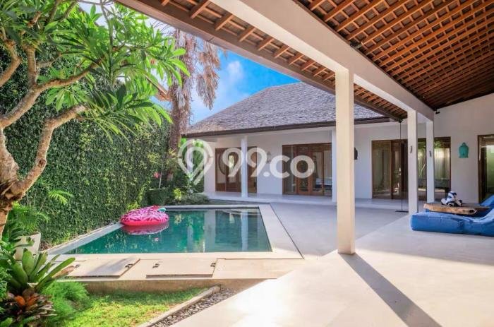 Rumah Mewah LB 300m2 Siap Pakai Desain Elegan di canggu, Badung Rumah Mewah LB 300m2 Siap Pakai Desain Elegan di canggu, Badung