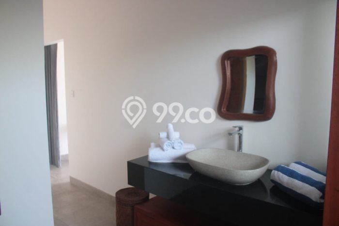 Lokasi terbaik! Rumah siap pakai dikontrakkan di Ubud LB 250m2 Lokasi terbaik! Rumah siap pakai dikontrakkan di Ubud LB 250m2