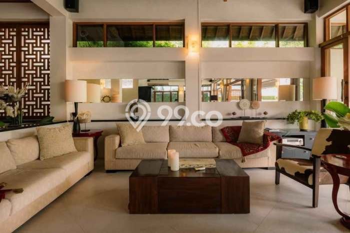 Sewa Rumah Nyaman LT 500m2 / LB 250m2 di Umalas, Badung Sewa Rumah Nyaman LT 500m2 / LB 250m2 di Umalas, Badung