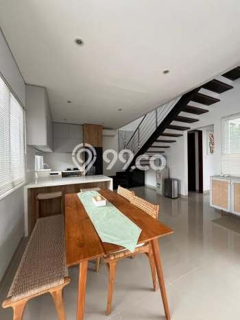 Rumah sewa siap huni 4 Kamar Tidur di Seminyak, Badung Rumah sewa siap huni 4 Kamar Tidur di Seminyak, Badung
