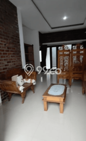 Disewakan! Rumah 3 Kamar Tidur &
3 Kamar Mandi di Renon, Denpasar Disewakan! Rumah 3 Kamar Tidur &
3 Kamar Mandi di Renon, Denpasar