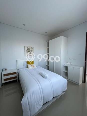 Rumah sewa siap huni 4 Kamar Tidur di Seminyak, Badung Rumah sewa siap huni 4 Kamar Tidur di Seminyak, Badung