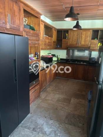 Disewakan! Rumah 3 Kamar Tidur &
4 Kamar Mandi di Umalas, Badung Disewakan! Rumah 3 Kamar Tidur &
4 Kamar Mandi di Umalas, Badung