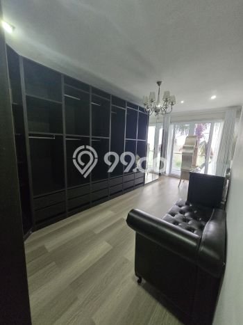 Hunian Modern dengan LT 670m2 & LB 450m2 Disewakan di Jimbaran Hunian Modern dengan LT 670m2 & LB 450m2 Disewakan di Jimbaran