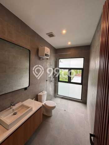 Disewakan! Rumah 3 Kamar Tidur &
3 Kamar Mandi di Sanur, Denpasar Disewakan! Rumah 3 Kamar Tidur &
3 Kamar Mandi di Sanur, Denpasar