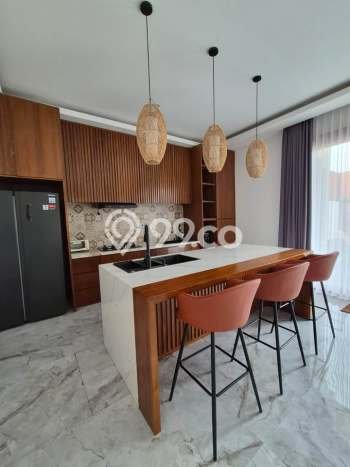 Disewakan Rumah Strategis LT 450m2 / LB 566m2 di uluwatu, Badung Disewakan Rumah Strategis LT 450m2 / LB 566m2 di uluwatu, Badung
