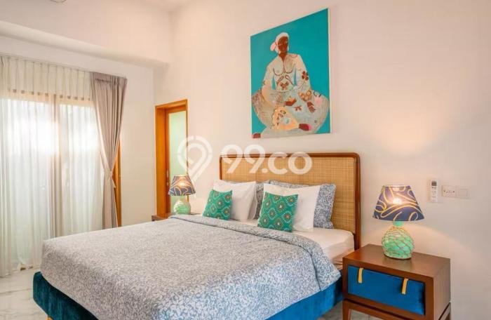 Rumah Mewah LB 300m2 Siap Pakai Desain Elegan di canggu, Badung Rumah Mewah LB 300m2 Siap Pakai Desain Elegan di canggu, Badung