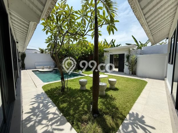 Hunian Minimalis dengan LT 450m2 & LB 210m2 Dikontrakkan di Kerobokan Hunian Minimalis dengan LT 450m2 & LB 210m2 Dikontrakkan di Kerobokan