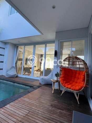 Rumah sewa siap huni 4 Kamar Tidur di Seminyak, Badung Rumah sewa siap huni 4 Kamar Tidur di Seminyak, Badung