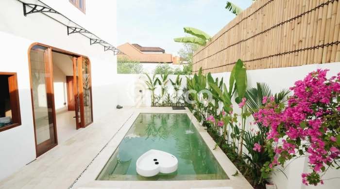 Jual Rumah Mewah Elegan Dengan View Eksklusif di Jimbaran, Badung Jual Rumah Mewah Elegan Dengan View Eksklusif di Jimbaran, Badung