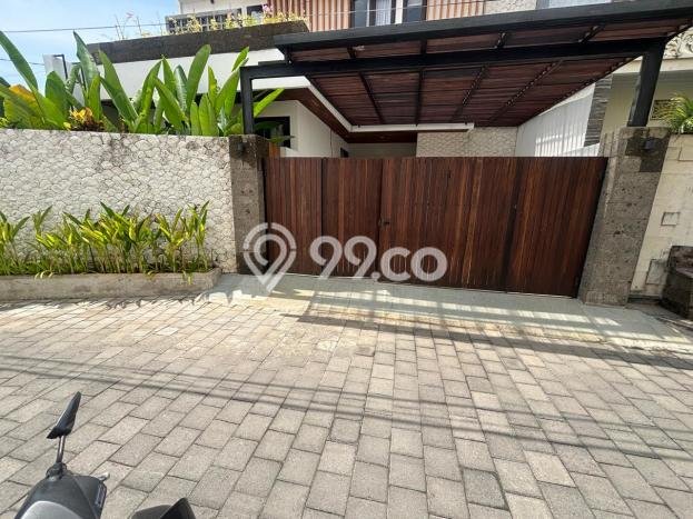 For Sale! Luxury House LT 170m2 Desain Elegan di Sanur For Sale! Luxury House LT 170m2 Desain Elegan di Sanur