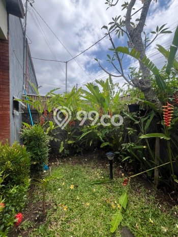 Rumah Nyaman di Sanur, 3 KT, Lingkungan Strategis, Luas 200m2m² Bangunan 200m2m² Rumah Nyaman di Sanur, 3 KT, Lingkungan Strategis, Luas 200m2m² Bangunan 200m2m²