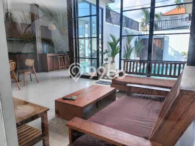Hunian Kondisi Baik Disewakan di Kerobokan, Badung LT 300m2, LB 150m2 Hunian Kondisi Baik Disewakan di Kerobokan, Badung LT 300m2, LB 150m2